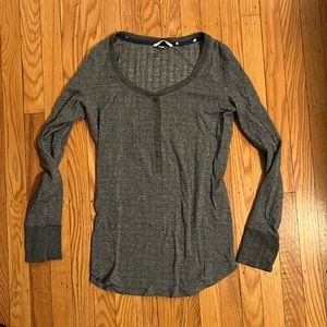 Victoria’s Secret Gray Shimmer Long Sleeve Pajama Shirt